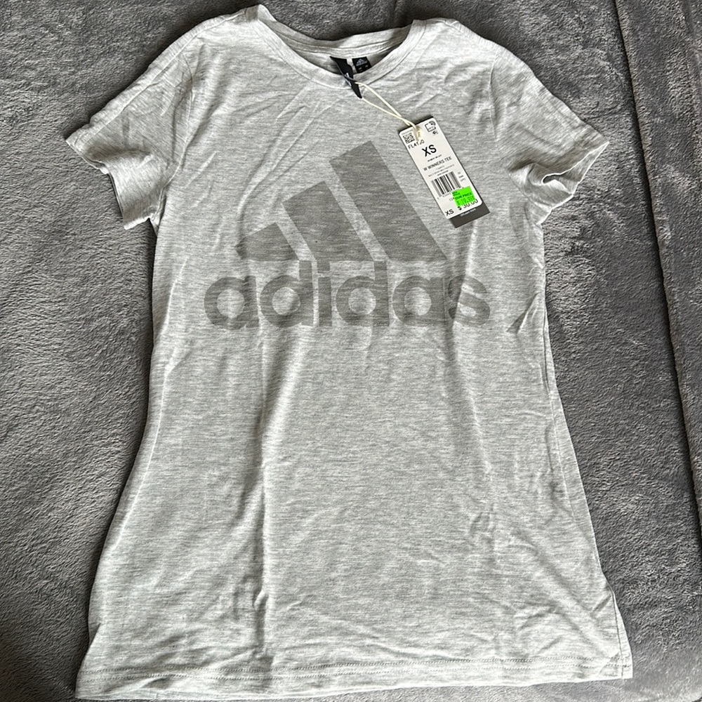 Adidas Women’s logo T-Shirt